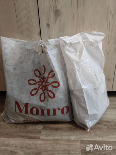 Одежда для девушки 42-44 размера пакетом