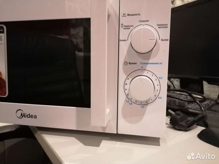 Микроволновая печь Midea