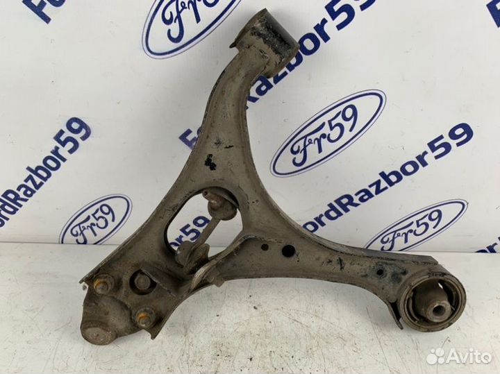Рычаг передней подвески правый Honda Civic 4D FD1