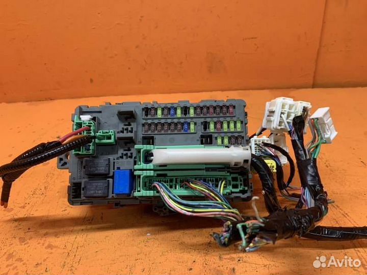 Блок предохранителей салонный Acura Mdx YD3 3.5