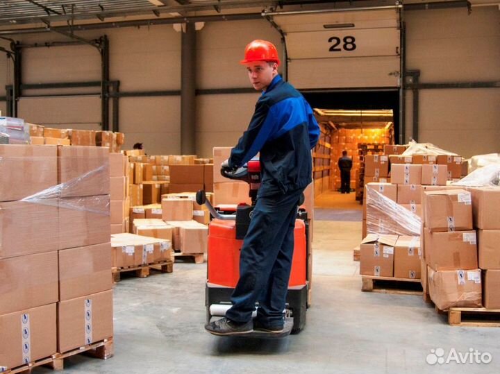 Вахта Грузчик на склад инструментов