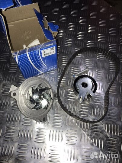 Помпа vw passat transporter 1.9