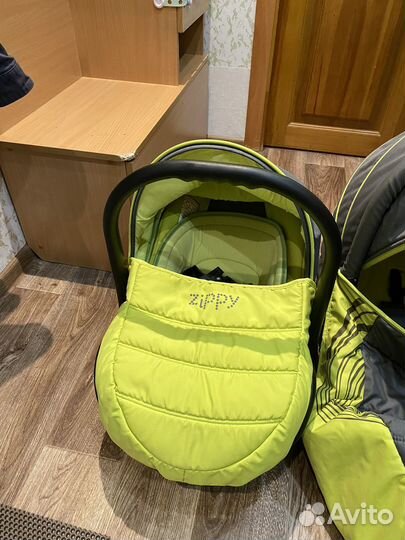 Коляска zippy 3 в 1