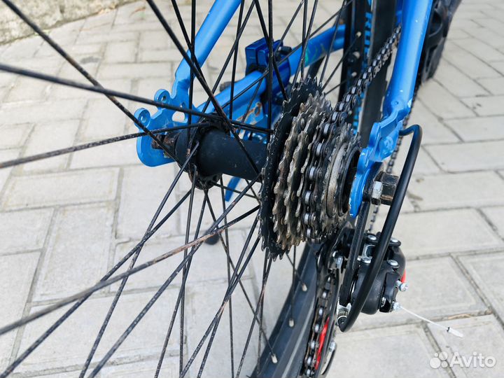 Дорожный велосипед Roliz