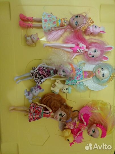 Пакет кукол энчантималс