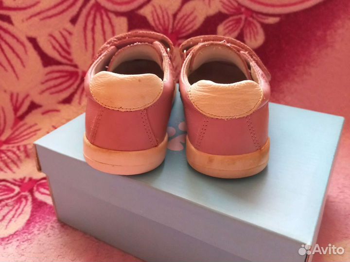 Мокасины для девочки