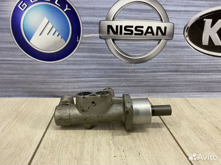 Главный тормозной цилиндр гтц Nissan note E11