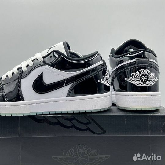 Кроссовки Nike Air Jordan 1 Low SE Concord