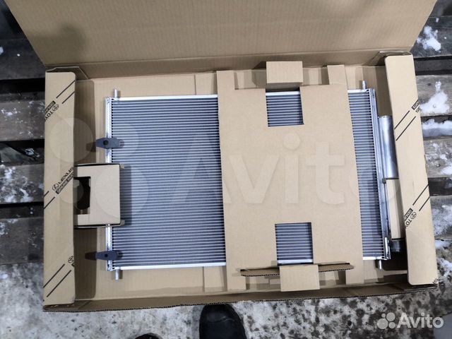 Радиатор кондиционера Toyota Corolla E150