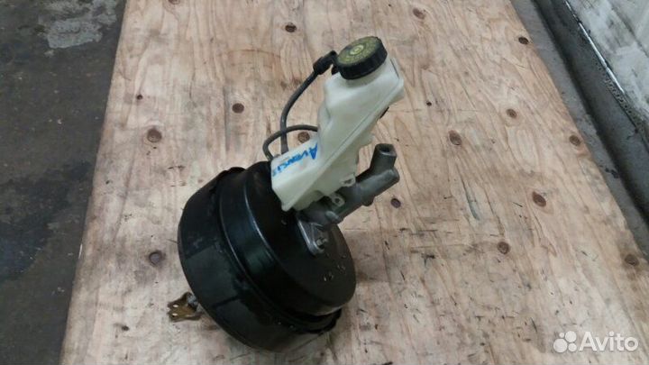 Усилитель тормозов вакуумный Toyota Avensis 2 06г