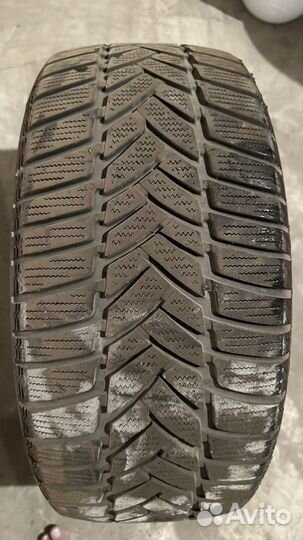 Dunlop SP Winter Ice 03 215/45 R17