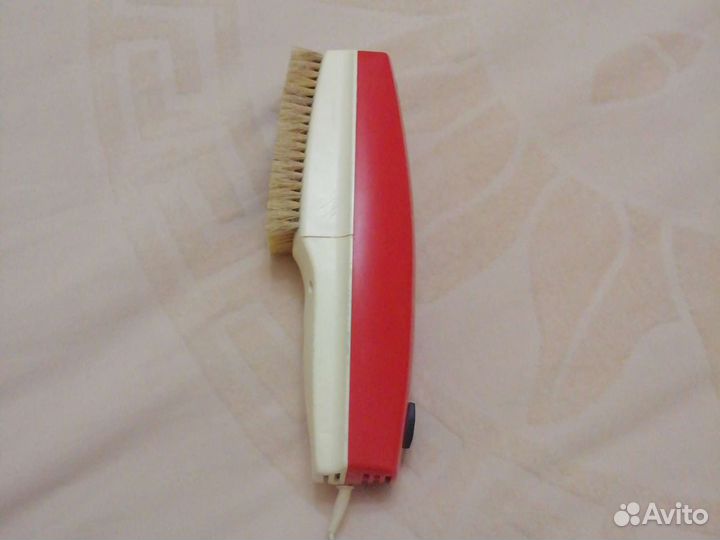 Электрощётка для одежды