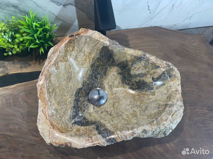 Дизайнерская раковина из натурального камня