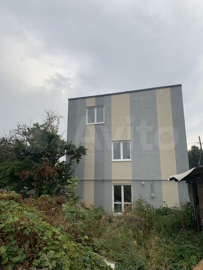 Коттедж 215,5 м² на участке 6,5 сот.