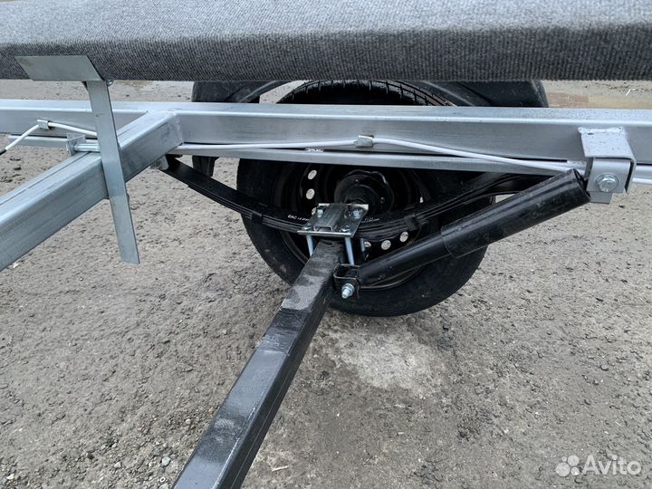 Лодочный прицеп