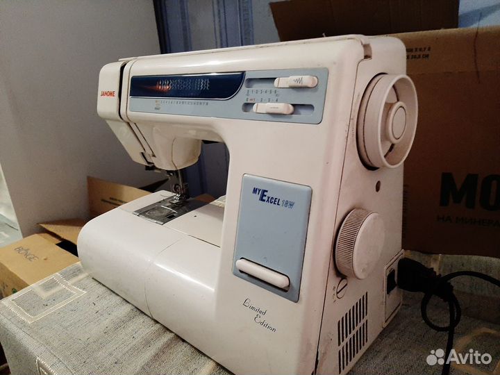 Швейная машинка Janome My Excel 1221