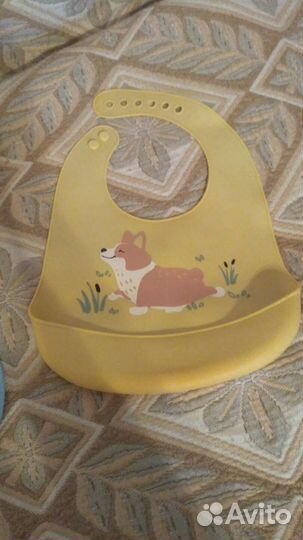 Нагрудники, фартуки для кормления и творчества