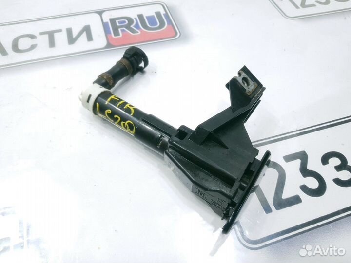 Форсунка омывателя фар правая Toyota Land Cruiser