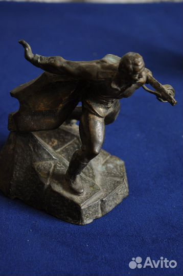 Бронзовые статуэтки, советские коллекционные