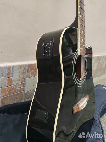 Электроакустическая гитара Ibanez