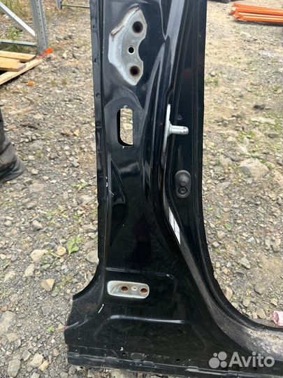 Стойка кузова (4) правая Toyota Prius A ZVW41