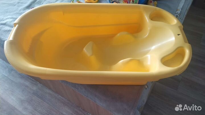Ванночка для купания с горкой