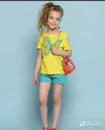 Пакетом Красивые вещи на девочку 7-8 лет