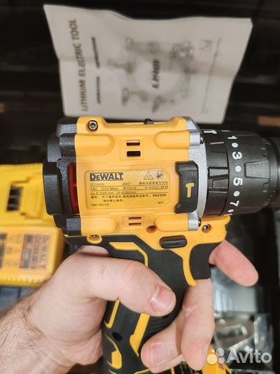 Бесщеточный шуруповерт Dewalt 20v 6 a/h