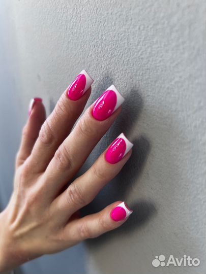 Маникюр, наращивание ногтей