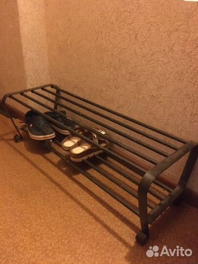 Вешалка для одежды и головных уборов, полка для об