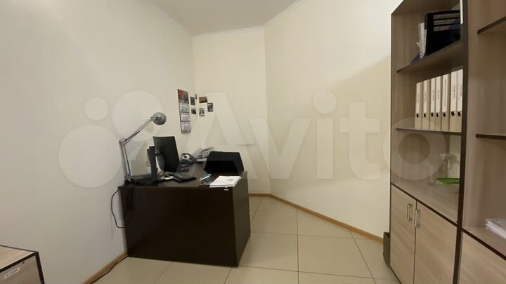 Офис, 180 м²