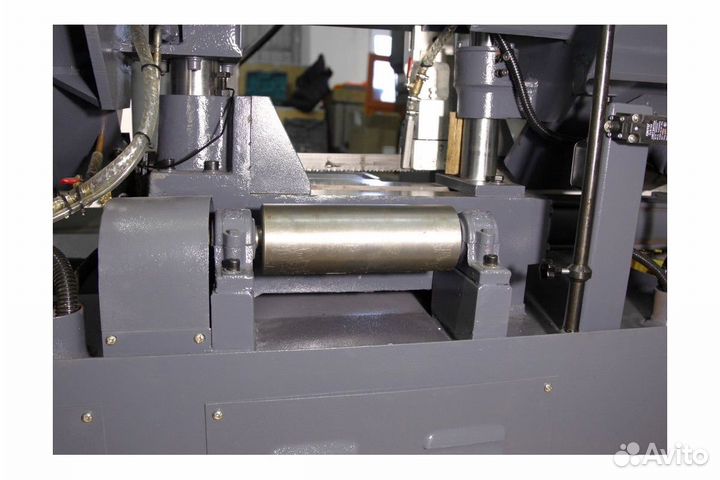 Ленточнопильный двухколонный станок MetalMaster MGH-200 17788