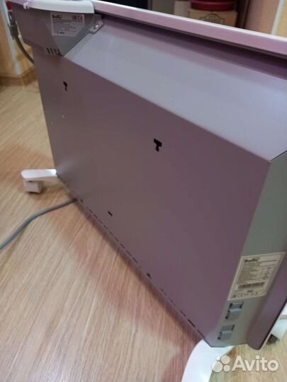 Конвектор Ballu 2000 рассчитан 25-30кв.м fi-wi