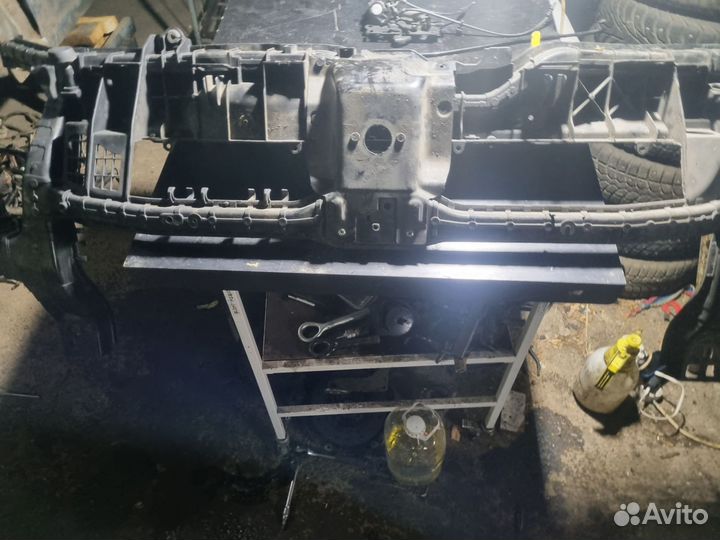 Рамка радиатора Форд Транзит 2014-2023