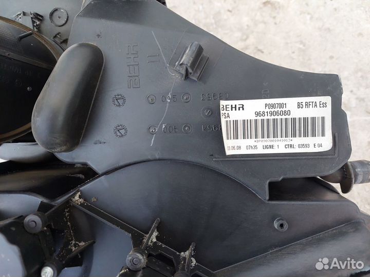 Корпус отопителя Citroen C4