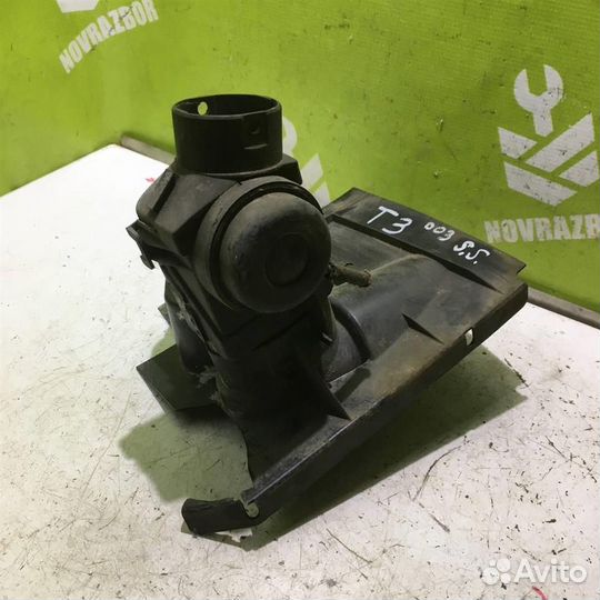 Воздуховод Фольксваген Транспортер Т2 Т3 79-92