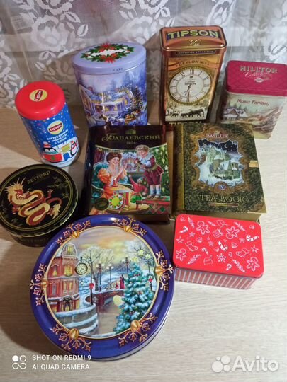 Жестяные банки подарочные к Новому году