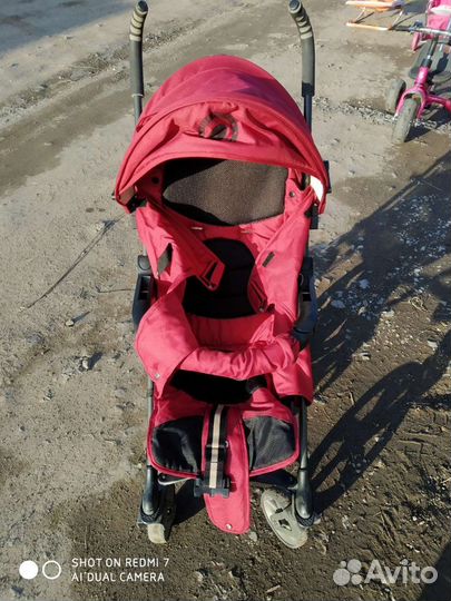 Прогулочная коляска