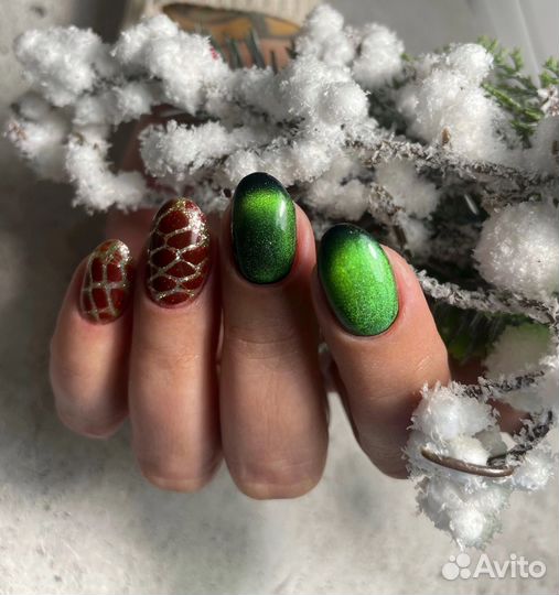 Маникюр и педикюр