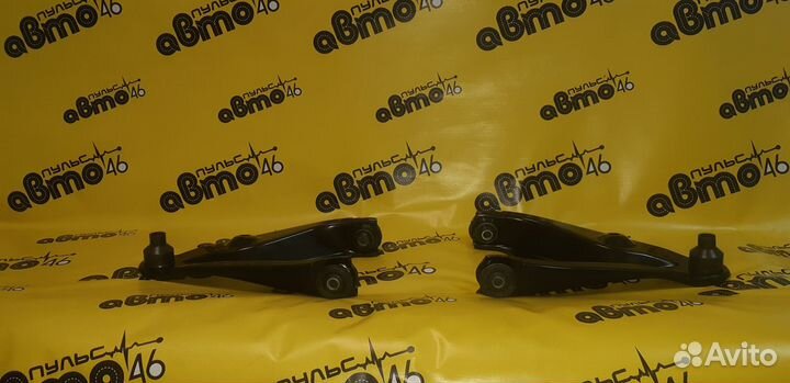 Рычаг передний правый левый Рено Логан 2 Сандеро 2