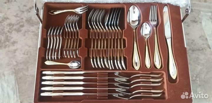 Набор столовых приборов новый 36предметоа