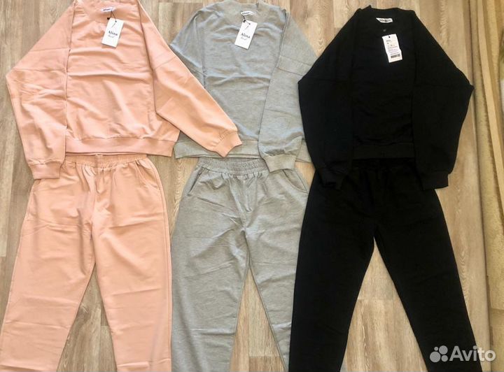 Спортивный костюм новый