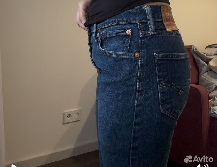 Джинсы levis