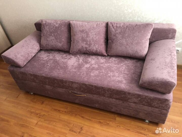 Диван Евро книжка