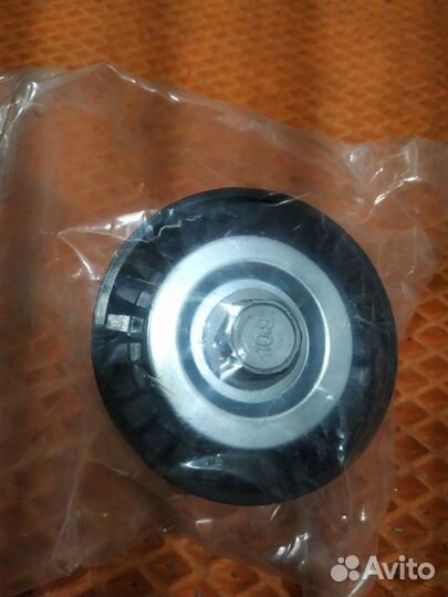 Паразитный / Ведущий ролик, клиновой ремень