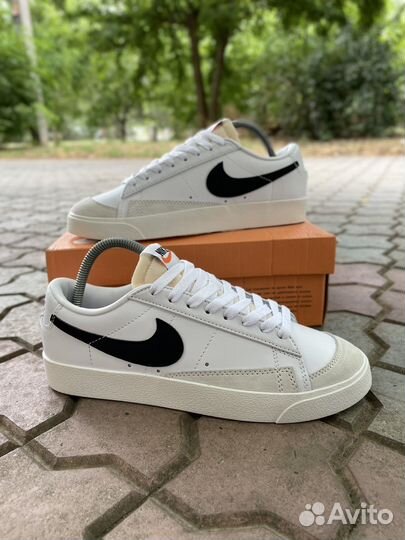 Кроссовки Nike