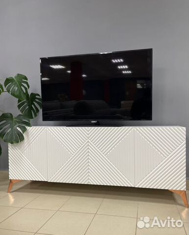 Тумба под тв белая в наличии