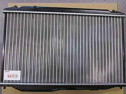 Радиатор охлаждения Honda Civic 2006-2012