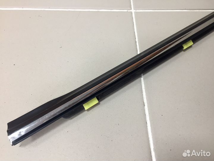 Молдинг заднего лев стекла SsangYong Actyon Sports