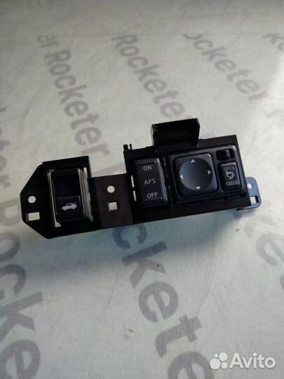 Блок кнопок панели Nissan Fuga 2006